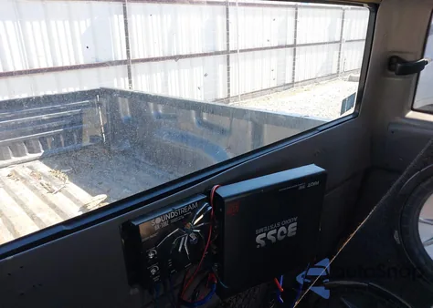 1999 Ford Ranger Xl/Xlt из США, поврежденный, VIN 1FTYR14V0XTB04663